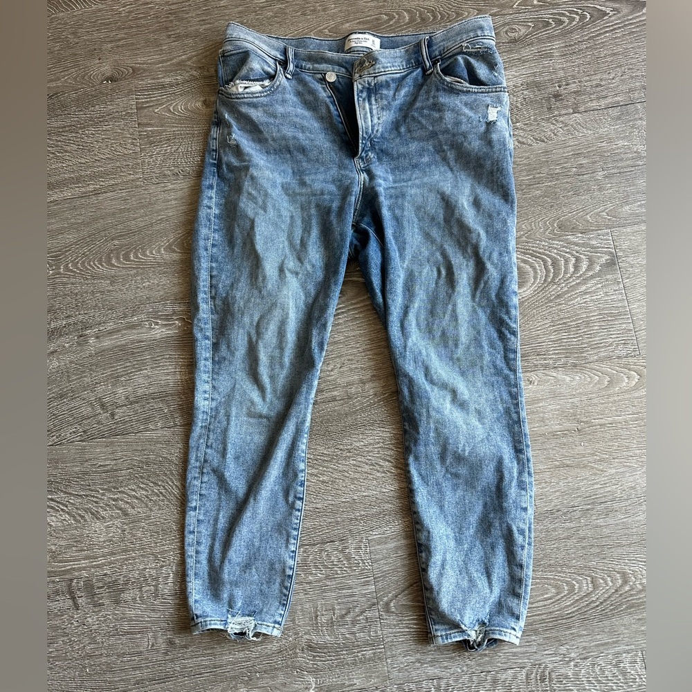 Abercrombie & Fitch Light Blue Jeans